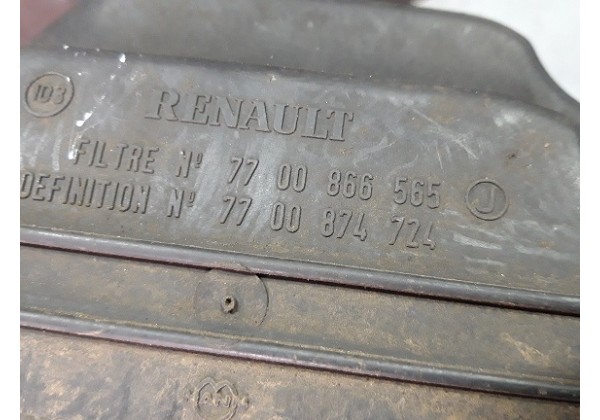 Корпус повітряного фільтра Renault Safrane. 2.5, 7700874724, 7700866565